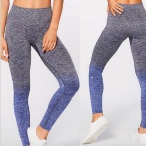 Lululemon Balance & Resist Midnight Navy/White/Psychic Ombré 7/8 Tight (25”)